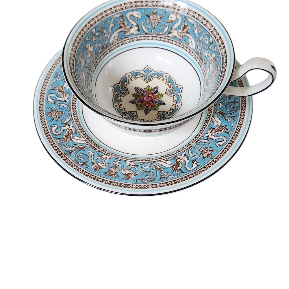 Wedgwood Florentine Turquoise Blue and White Ornate Teacup and Saucer - Picture 3 of 4